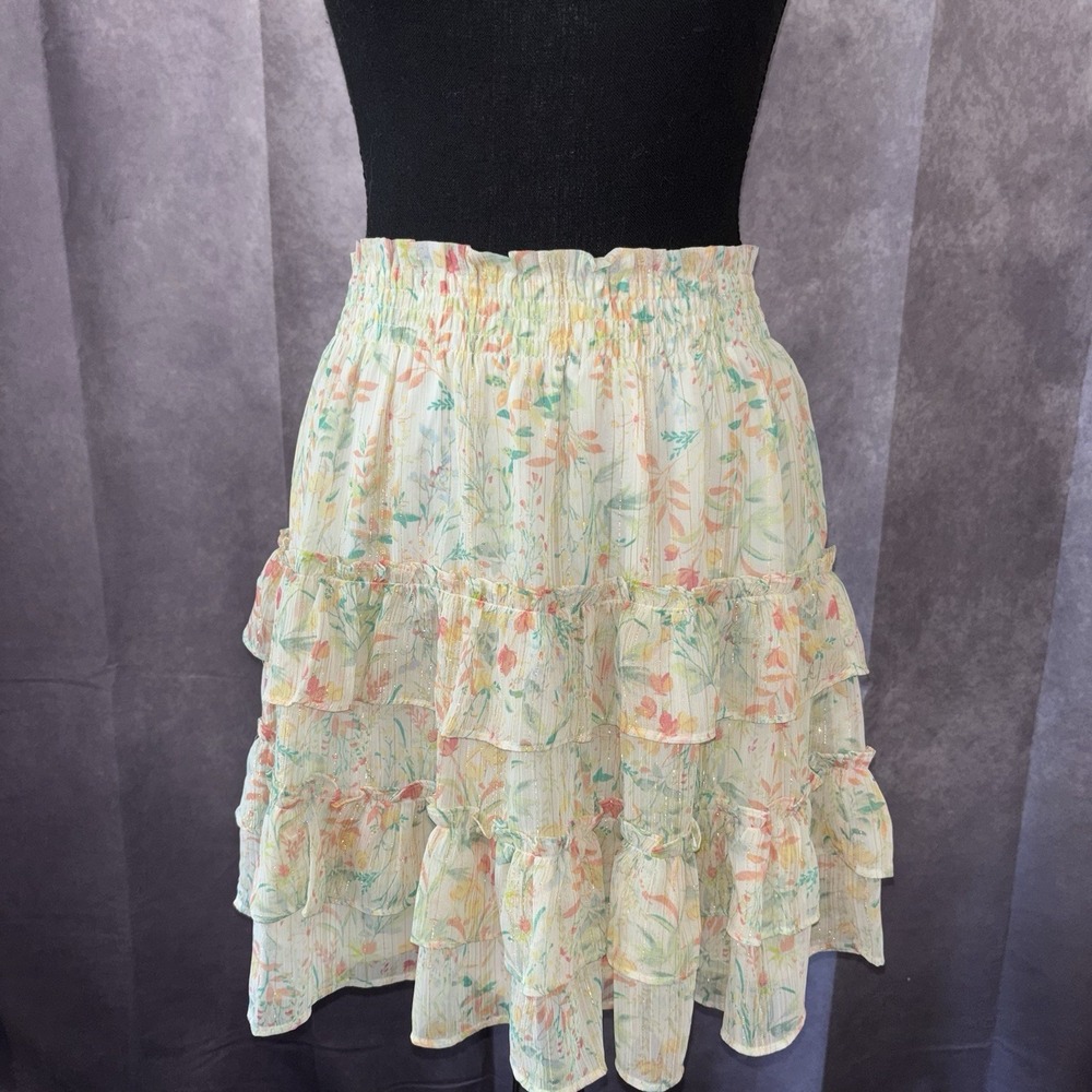 LC Lauren‎ Conrad Women M Metallic Yellow Floral Smocked Waist Ruffle Mini Skirt